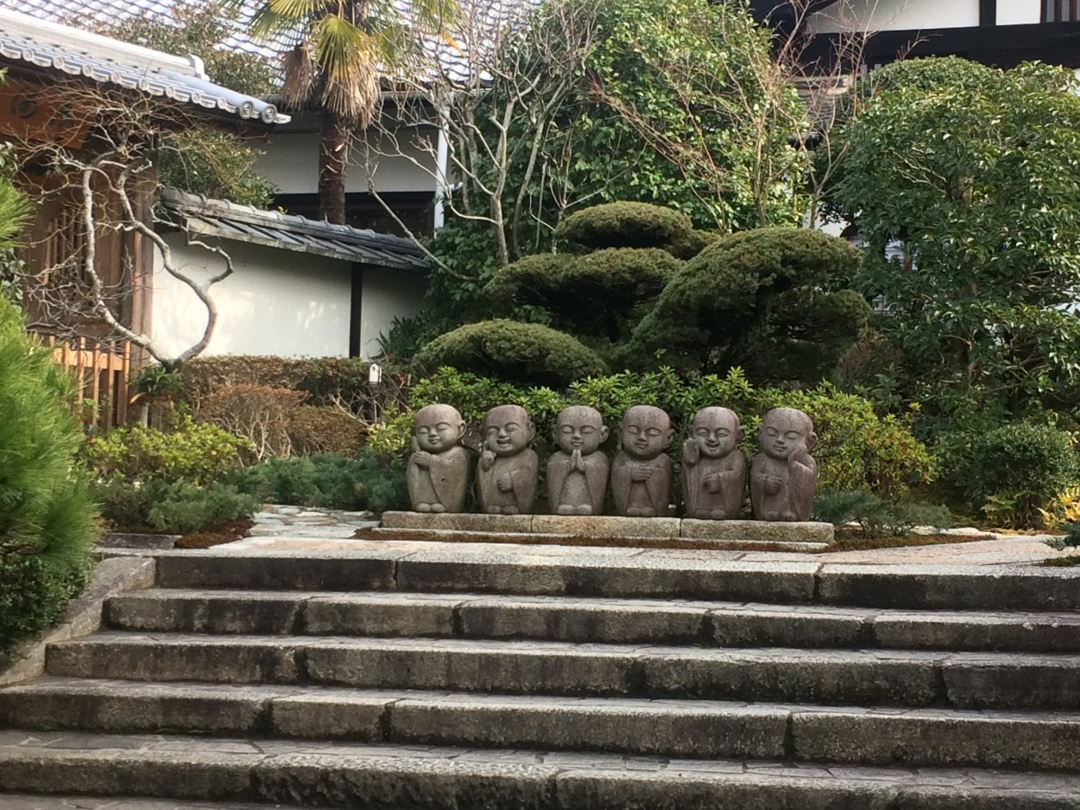 Moving To Japan On A Working Holiday: 5 Tips To Manage Mental Stress For Your Move&nbsp;Abroad